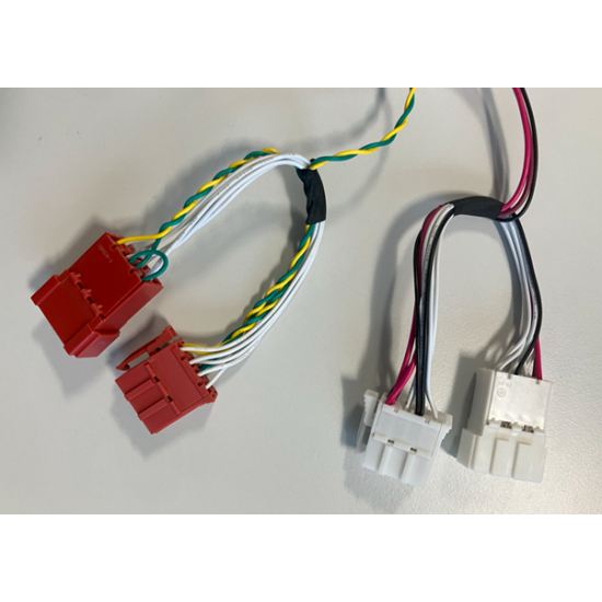 Y-подібний кабель для REMOTE DL 4G — підключення GPS-антени та Live Maps